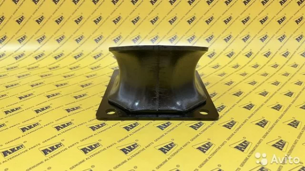 Подушка балансирной балки 7T-4797 — фото 3